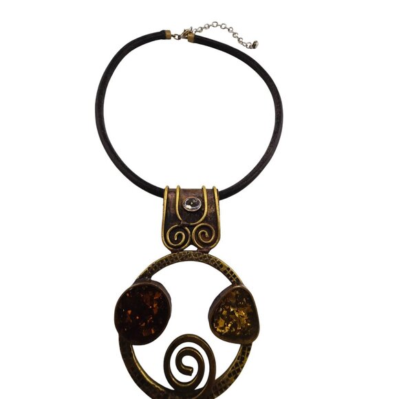 Vintage Artisan MCM Brutalist Bronze & Acrylic Pendant on Leather Necklace (A866 - Picture 3 of 6